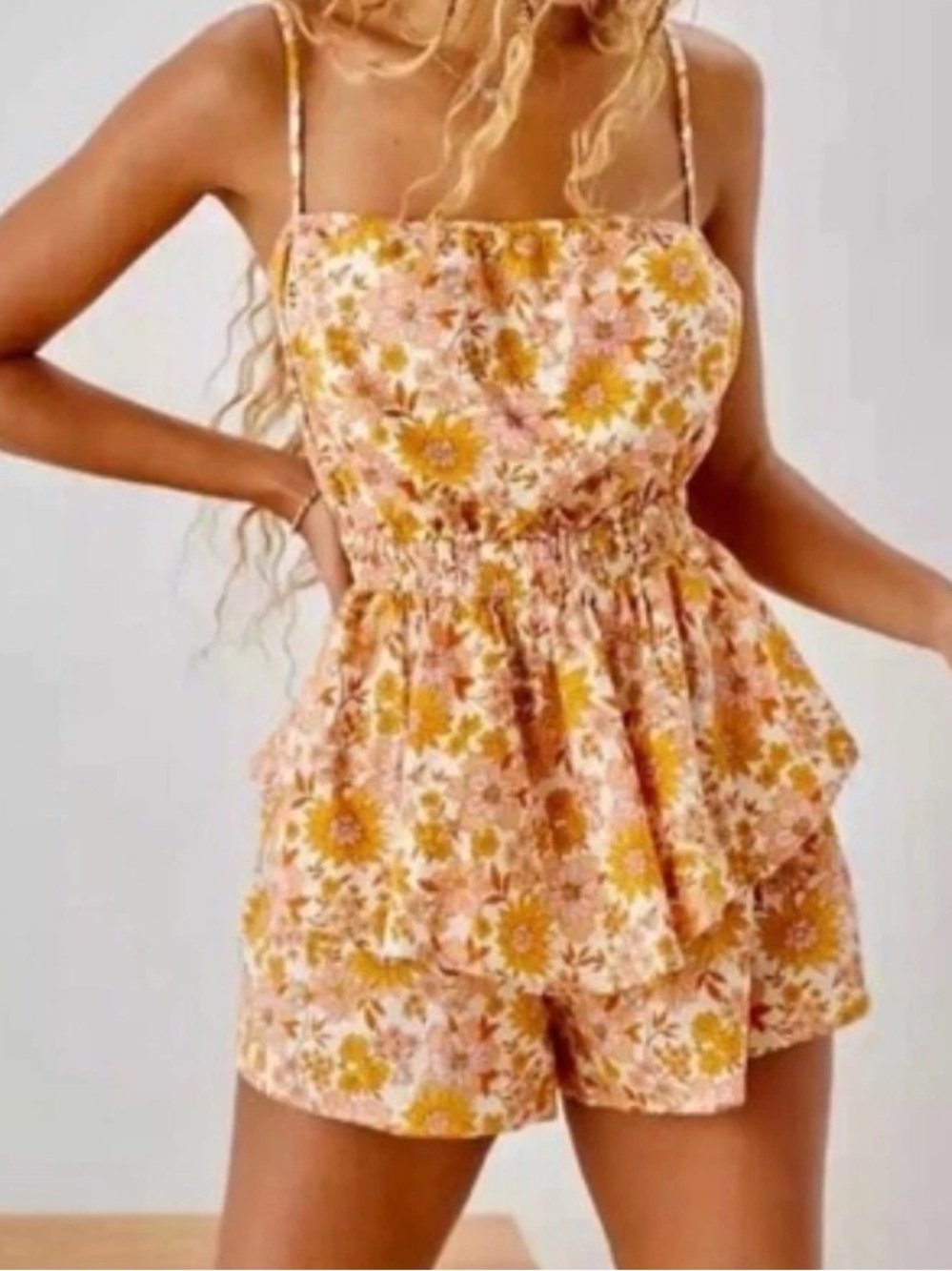 American Eagle Women's Retro Floral Ruffle Romper Size M Pink/Yellow Tie Back